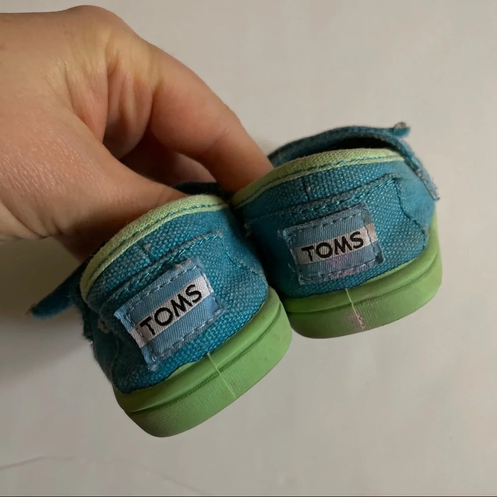 Toms Maryjane shoes